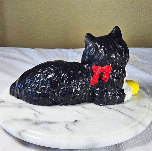 Vintage Art Studio Ceramic Cat Black And White Red Bow MCM - Picture 3 of 12